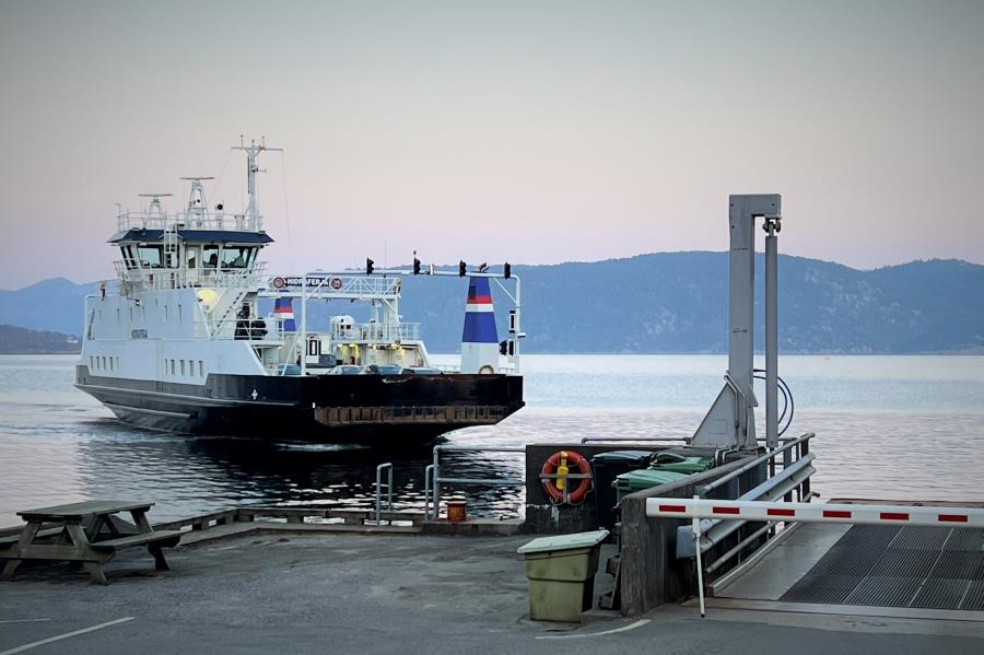 die Elektrofähre nach Hidra