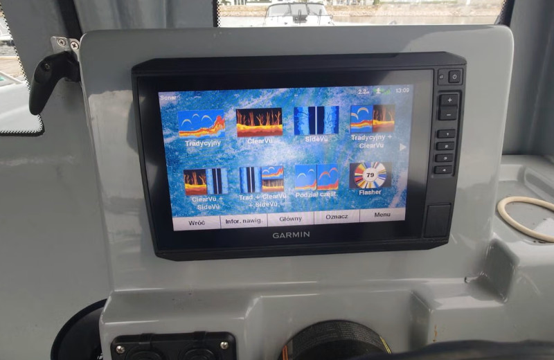 mit Garmin Plotter UHD 92 SV