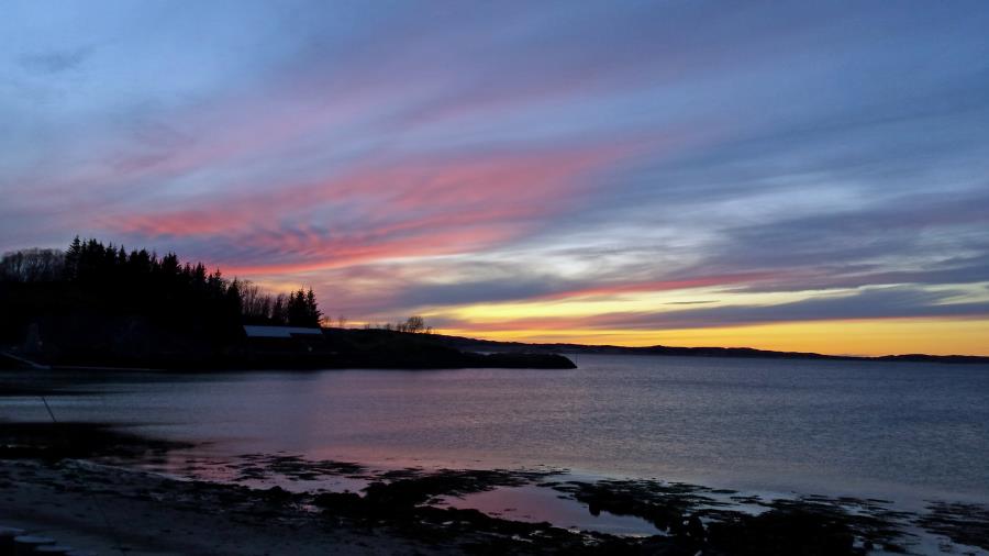 Abendstimmung vor dem Haus