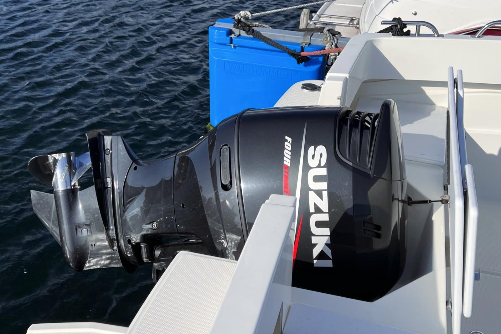 150 PS Suzuki, elektronisches Gas- Schaltung