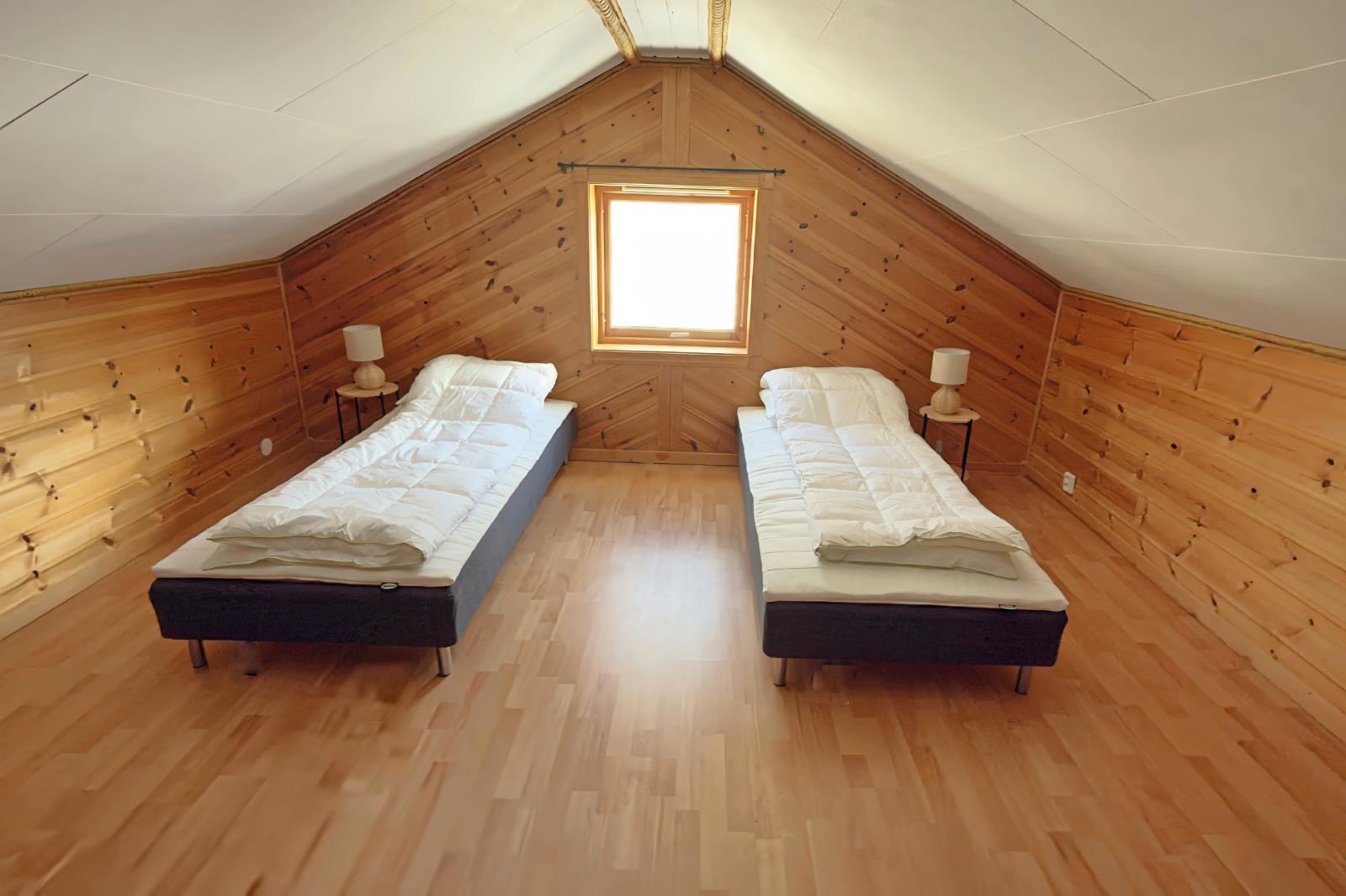 Schlafzimmer 4 - 2 Einzelbetten