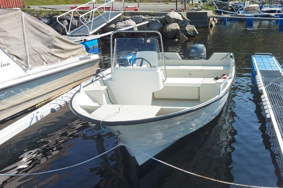 Øien 530 F, Außenborder Yamaha mit 40 PS
