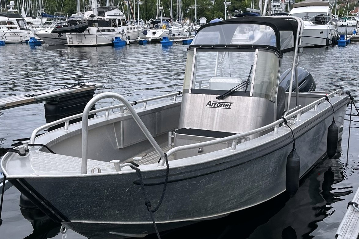 Extraboot Arronet, 150 PS, ca. 24 Ft. 