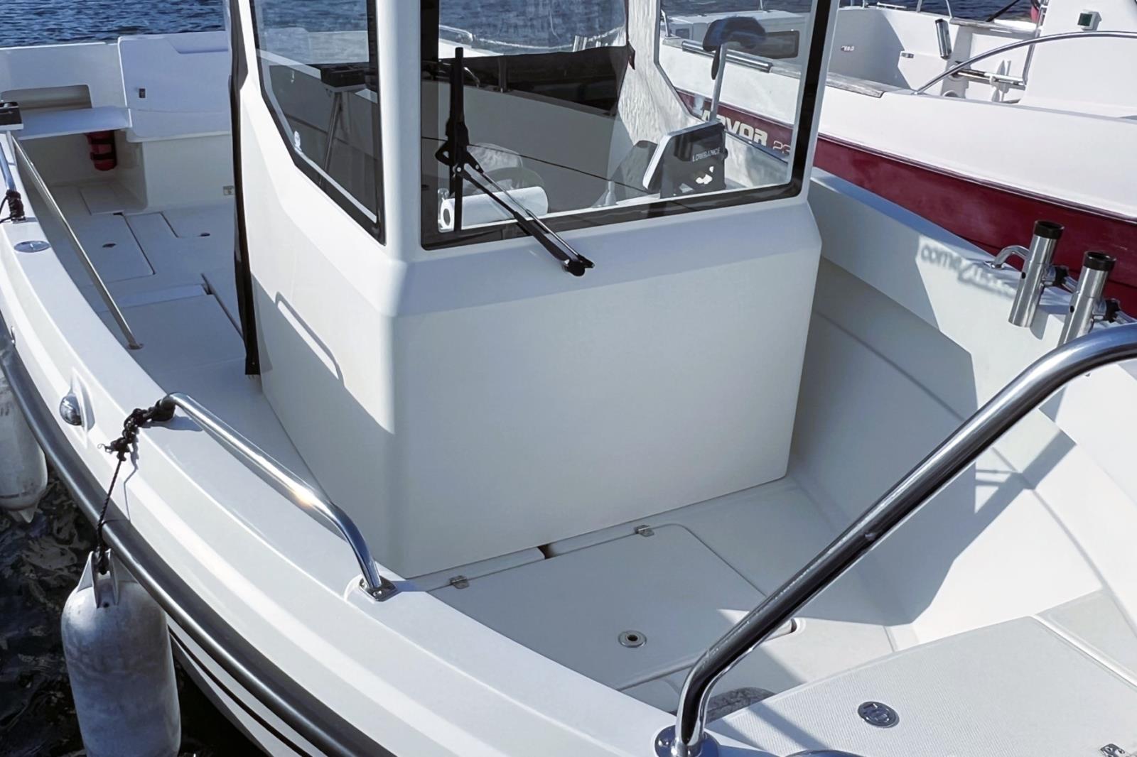 auch im Bug viel Platz