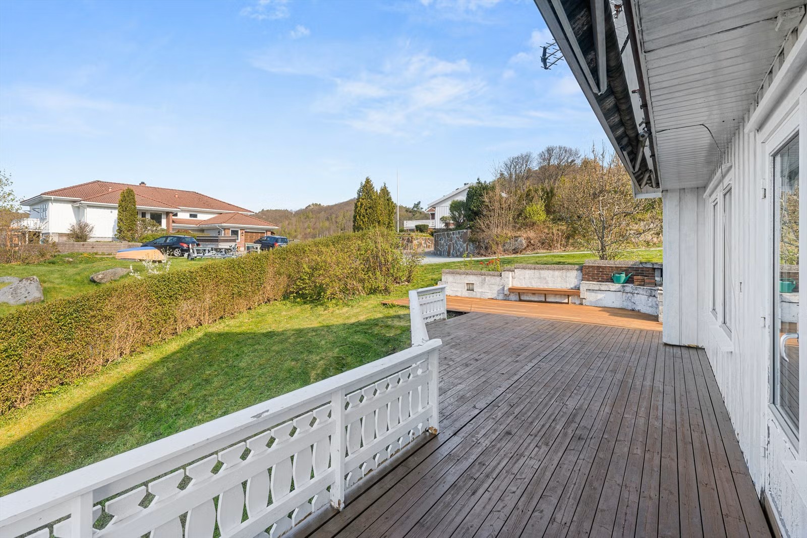 große, sonnige Terrasse - kommt neu in 03-2026