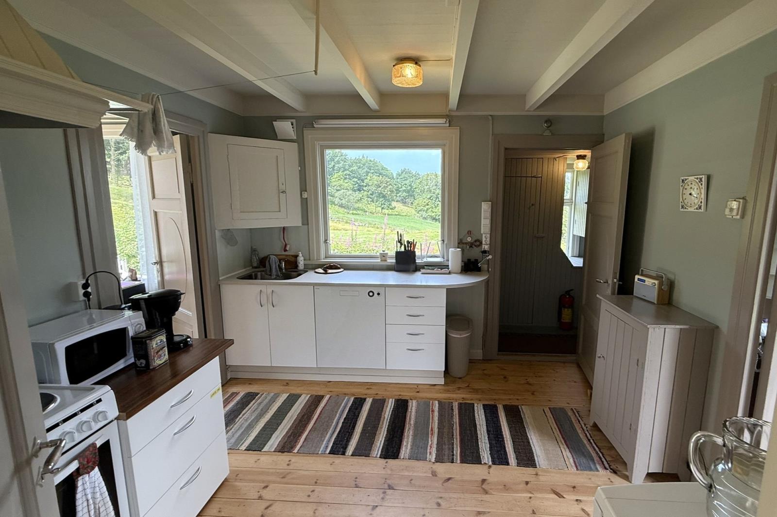 Die Küche mit allen notwendigen Geräten