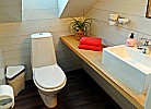 das Gäste WC im OG