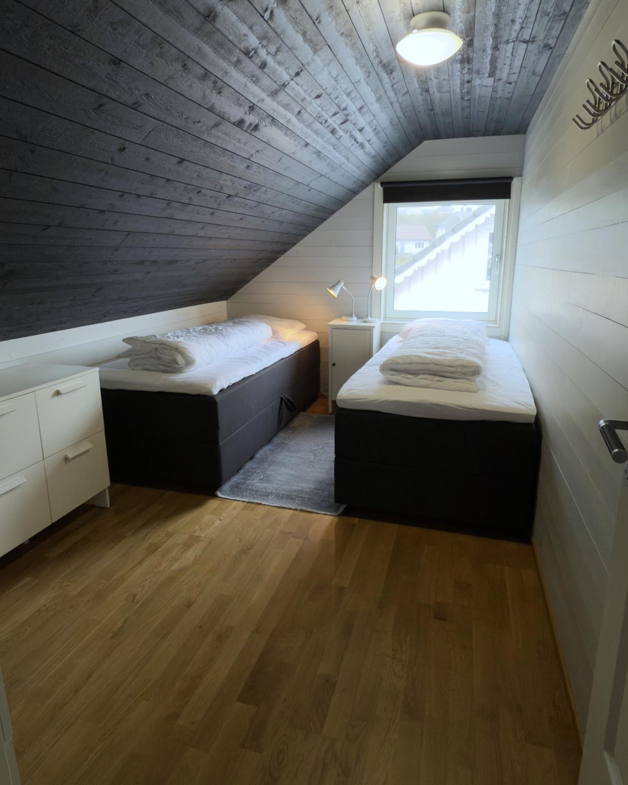 Schlafzimmer 1, neue Betten in 03-2025