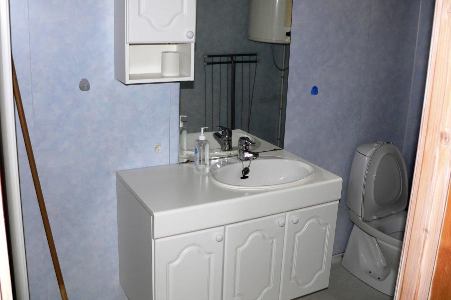 Duschbad mit Waschmaschine