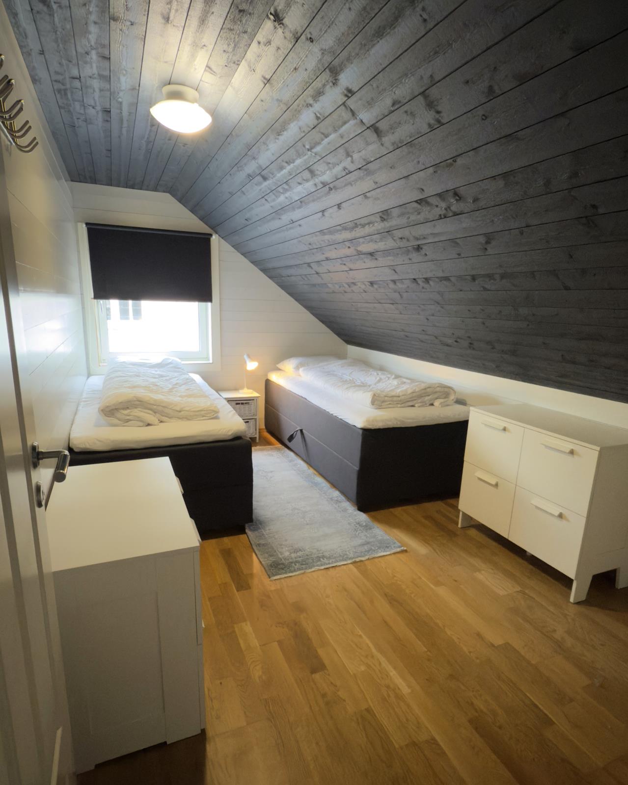 Schlafzimmer 2, neue Betten 03-2025