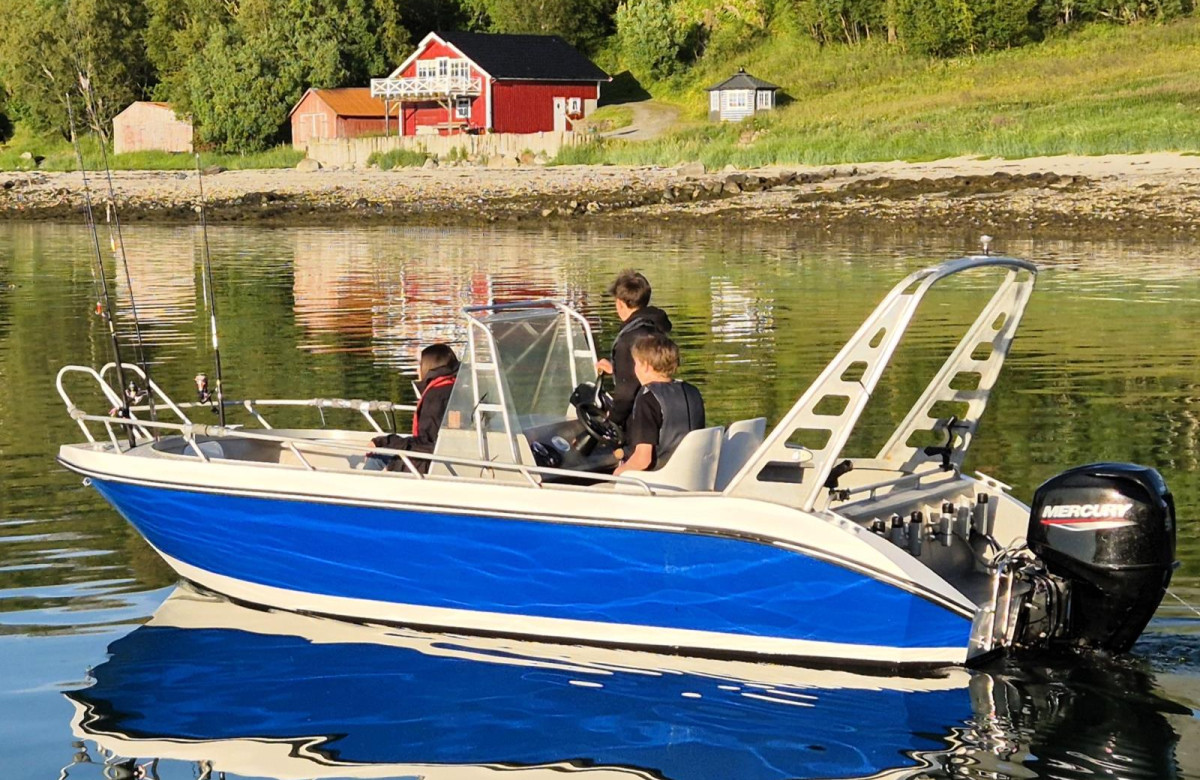 Inklusive Aluboot, für 4 Angler gut geeignet (Ersatz für alten WaveTruck)