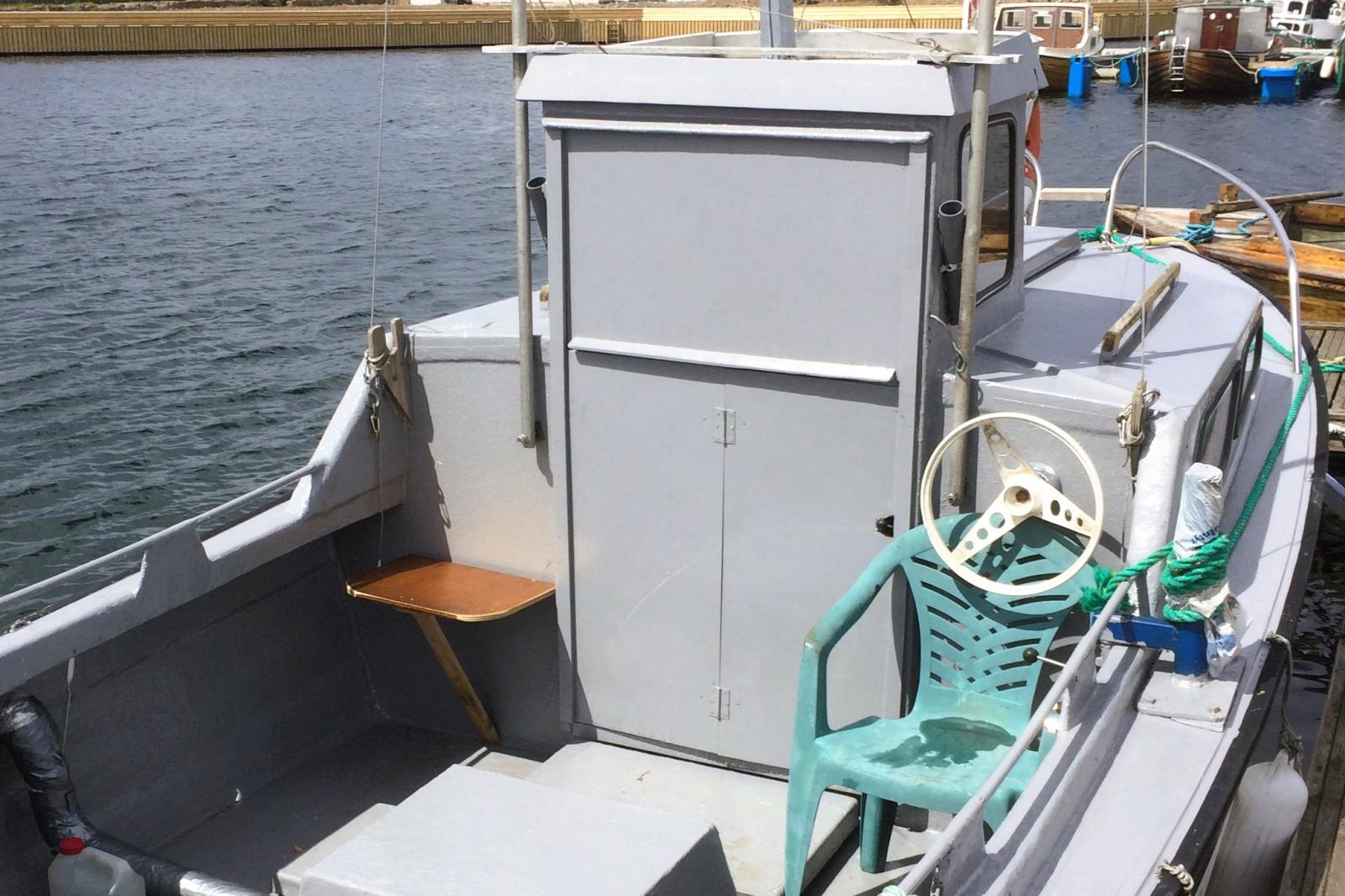 Boot Taule 23 ft. Diesel