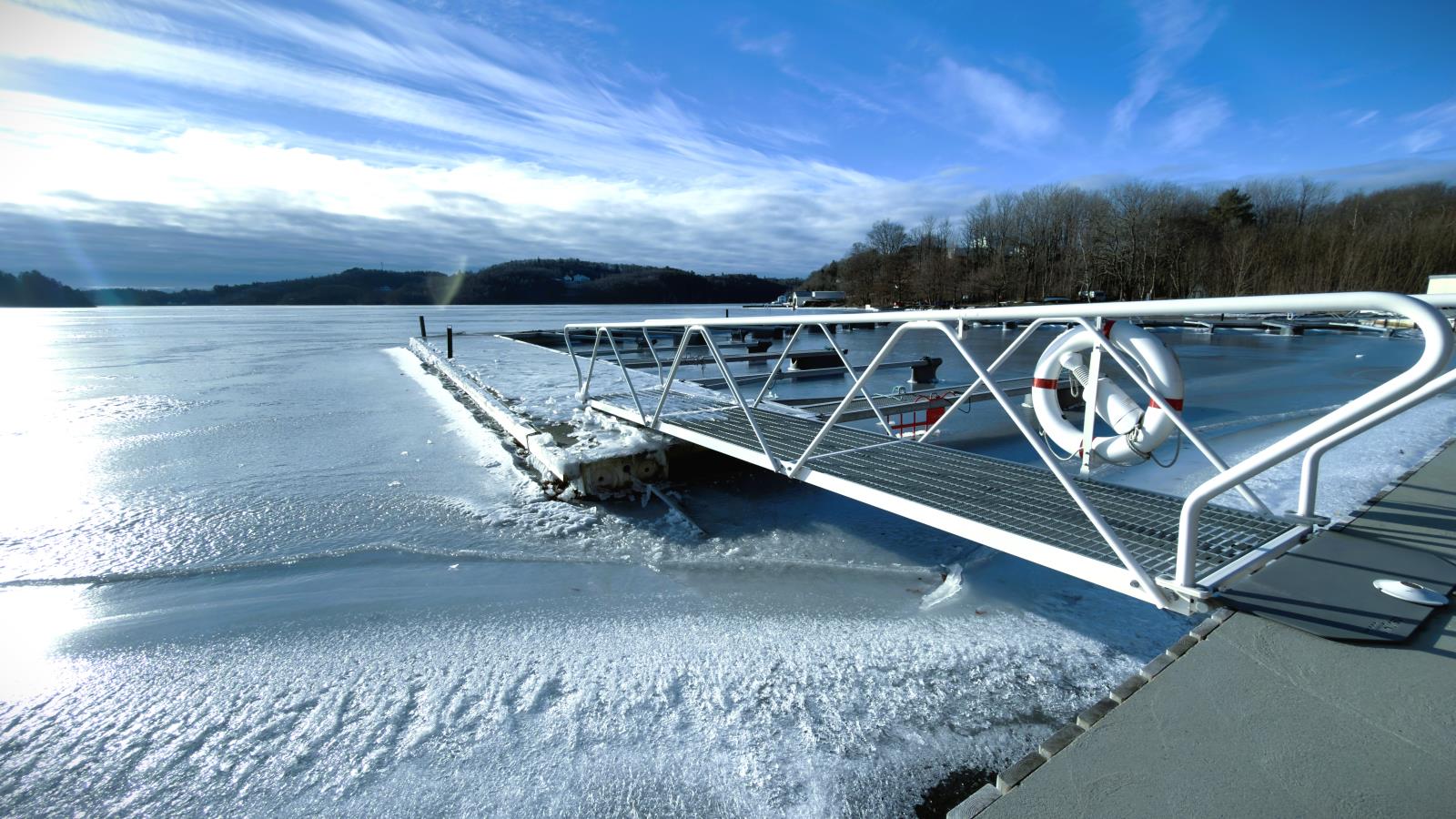 Februar 2026, Steg vor der Hytte