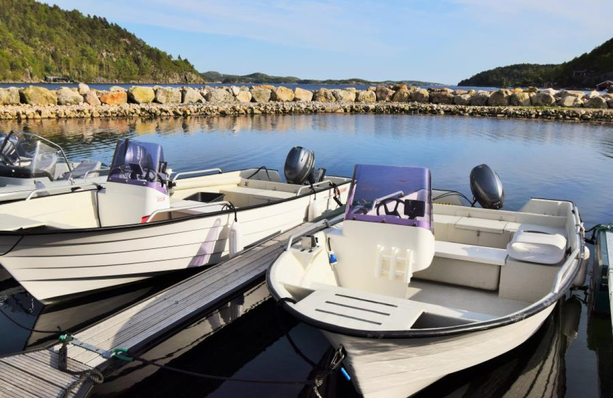 Oien 530 F Extraboot, 40 PS, Kartennplotter Echolot inkl. 