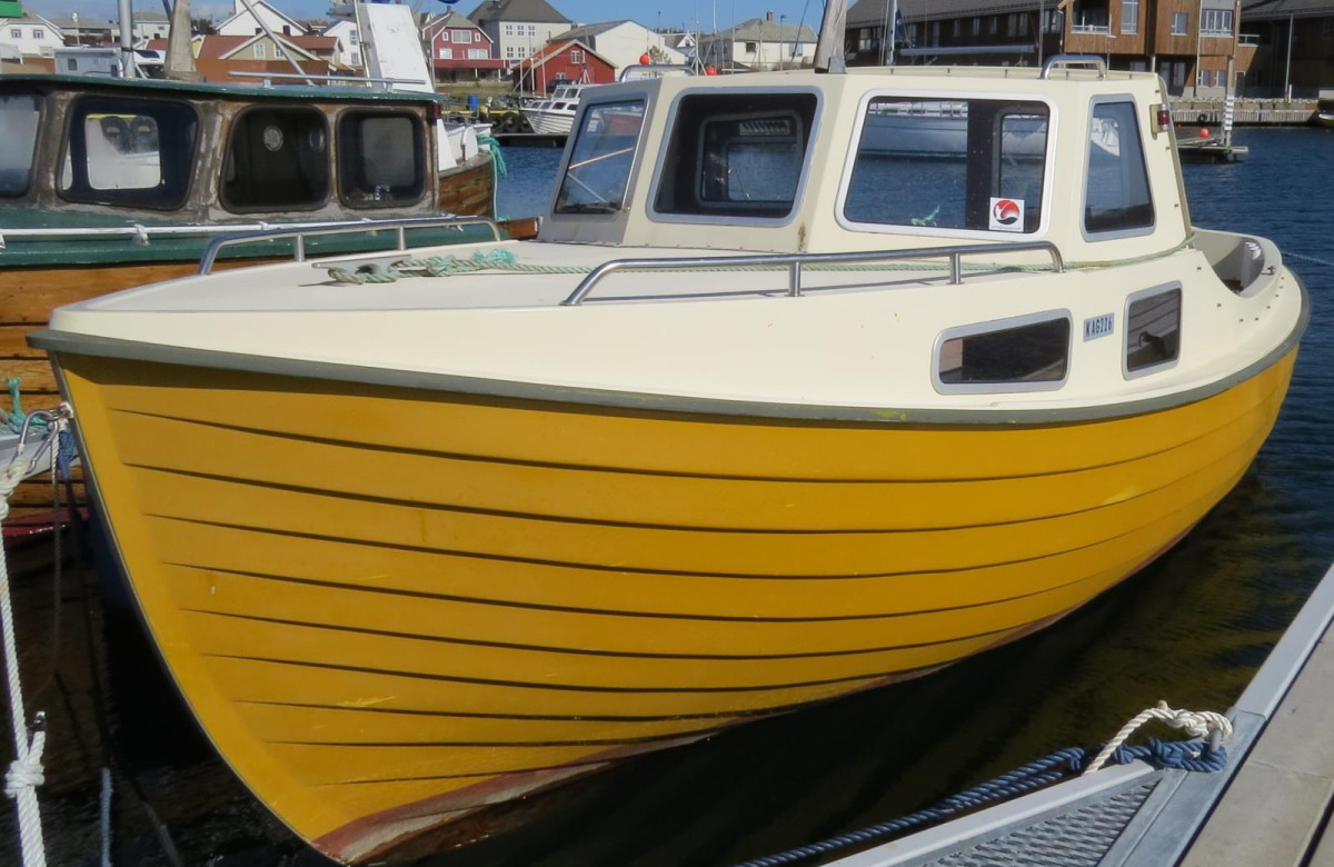 Extraboot Tromöy Sjark 2,  23 ft. Dieselkutter