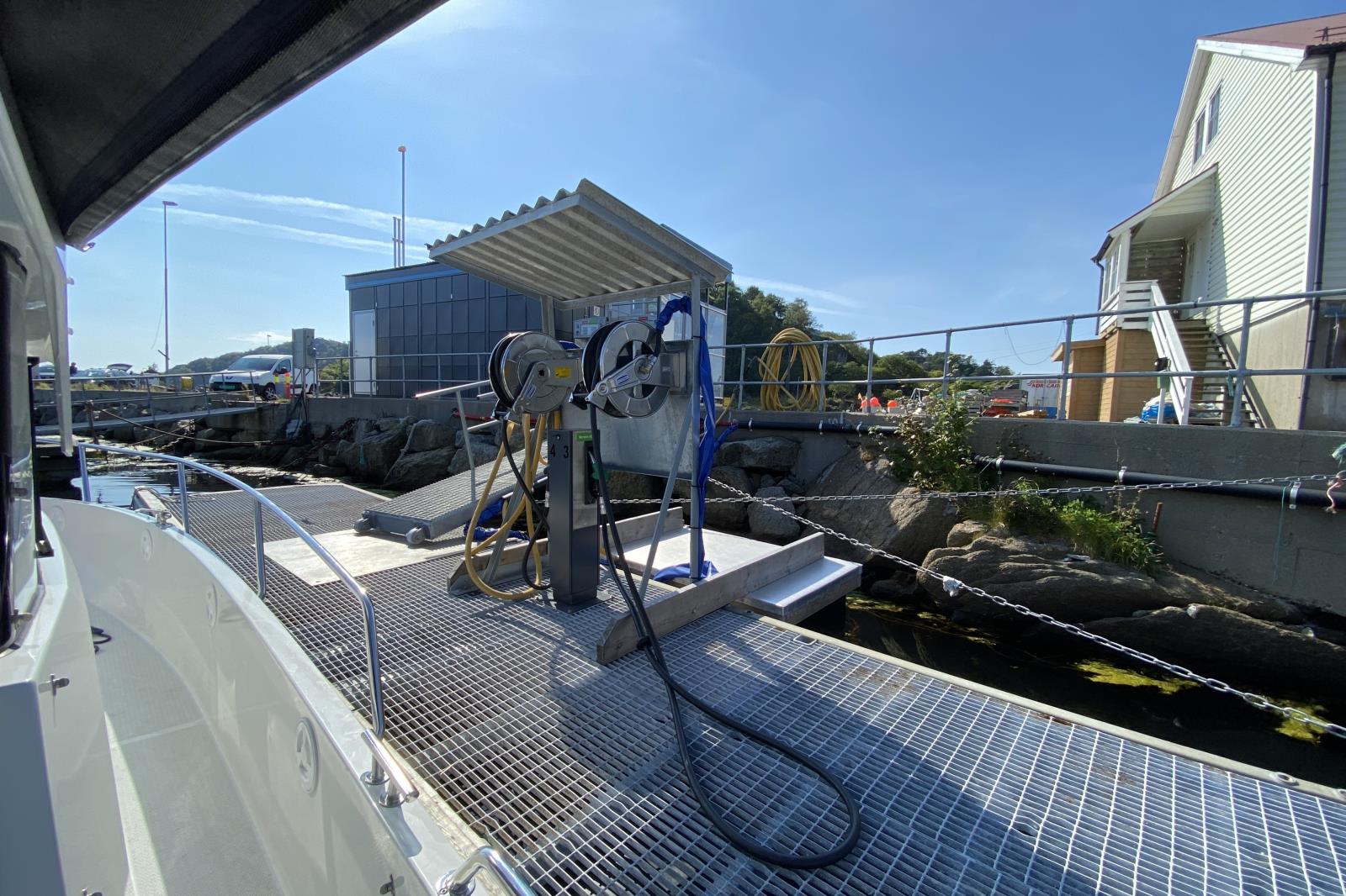 die neue Tankstelle für Boote in Kirkehavn